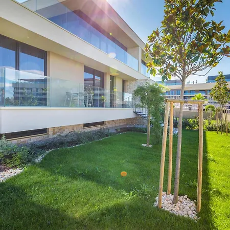Cozy In With Heated Swimming Pool Crveni Vrh